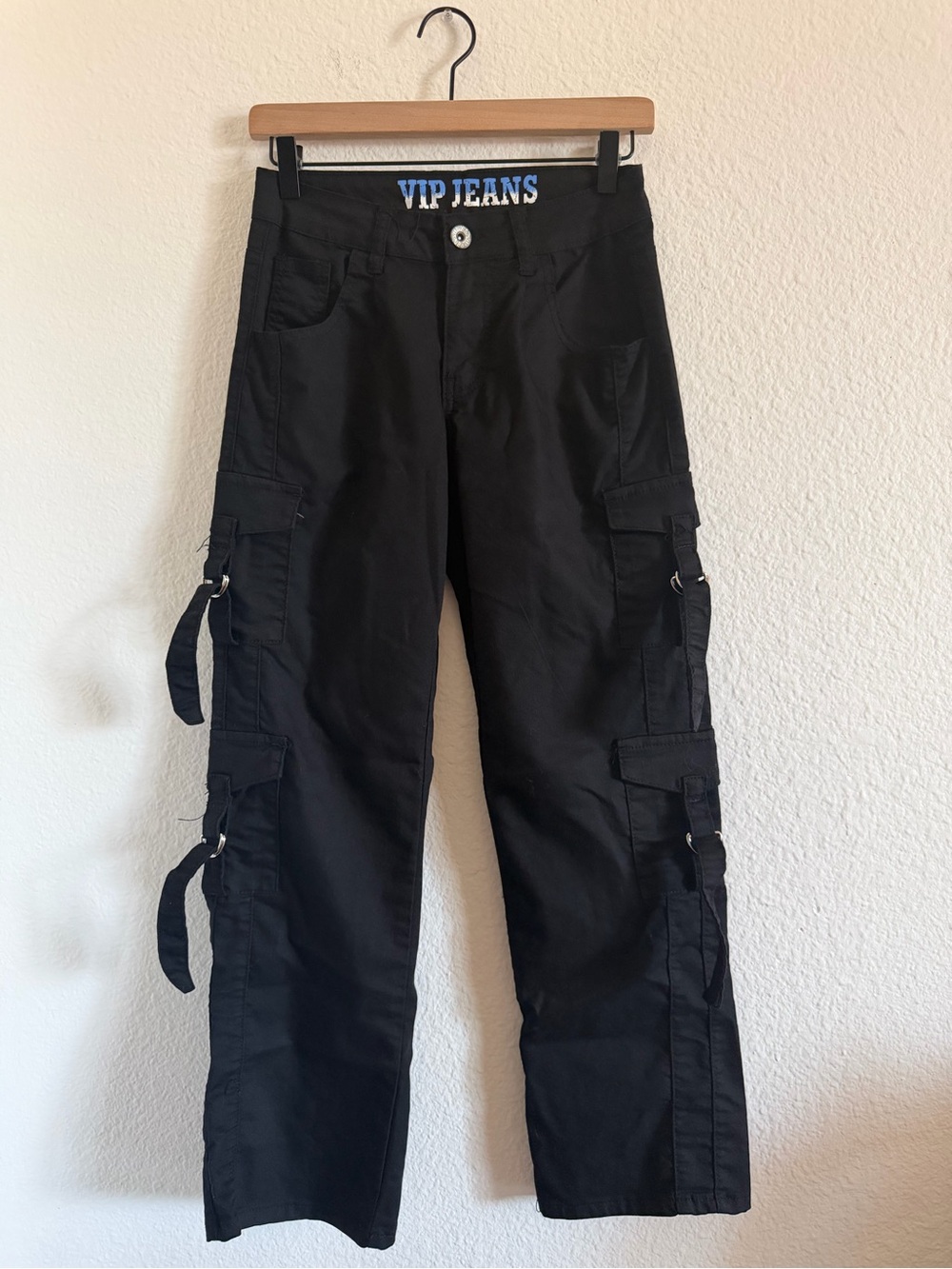 v.i.p. black cargo jeans